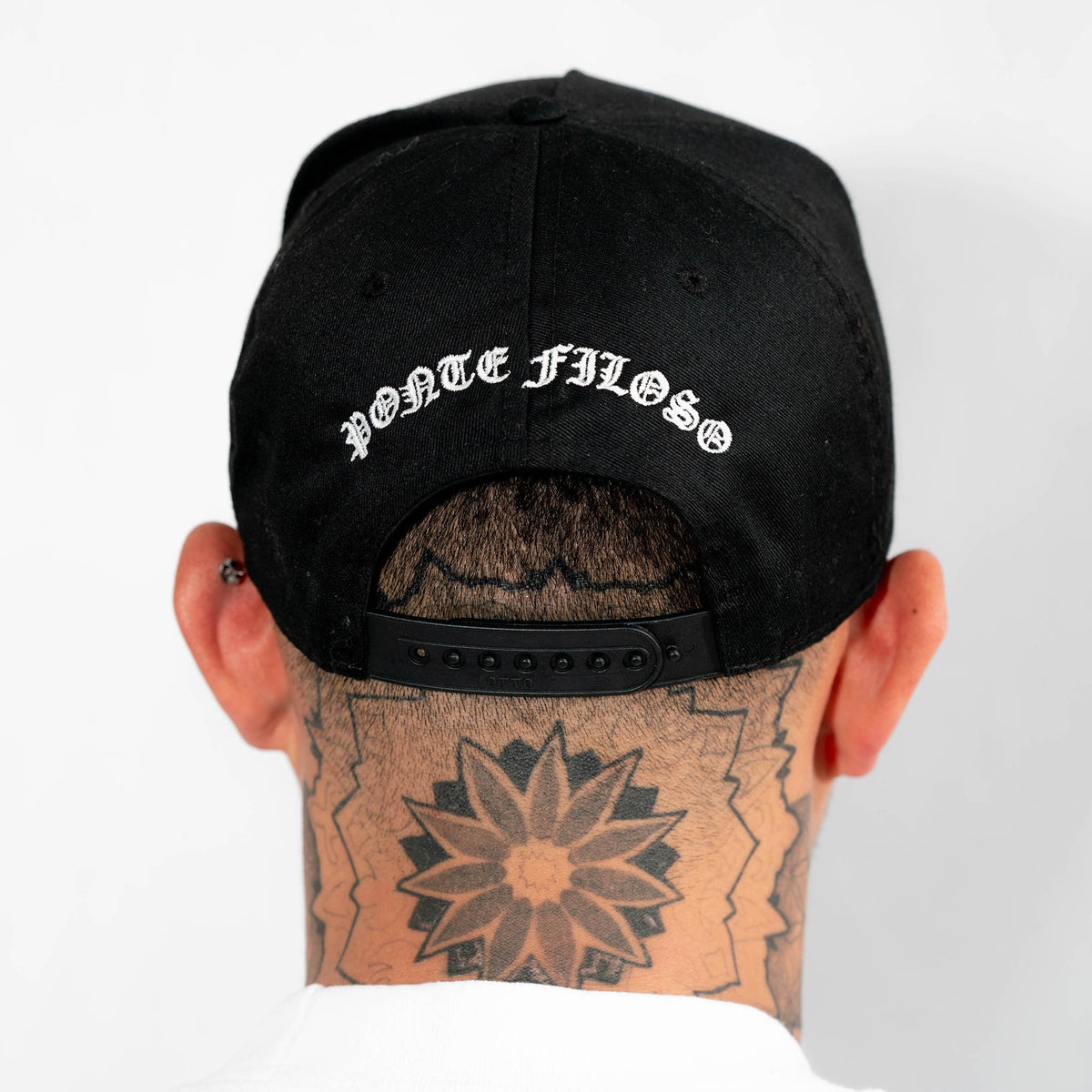 EFE SNAPBACK